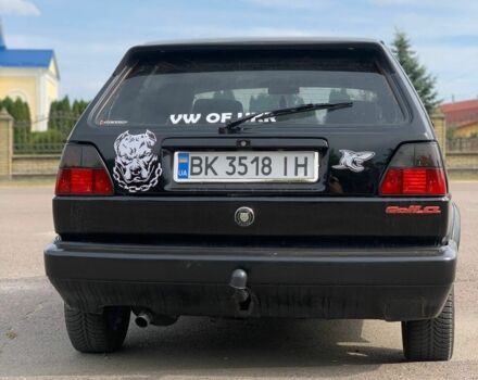 Черный Фольксваген Гольф, объемом двигателя 1.8 л и пробегом 100 тыс. км за 1699 $, фото 9 на Automoto.ua