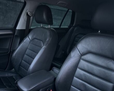 Черный Фольксваген Гольф, объемом двигателя 0 л и пробегом 145 тыс. км за 10000 $, фото 3 на Automoto.ua