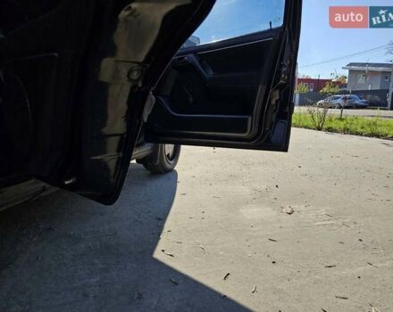 Черный Фольксваген Гольф, объемом двигателя 1.98 л и пробегом 355 тыс. км за 1850 $, фото 9 на Automoto.ua