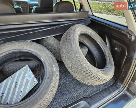 Черный Фольксваген Гольф, объемом двигателя 1.98 л и пробегом 355 тыс. км за 1850 $, фото 13 на Automoto.ua