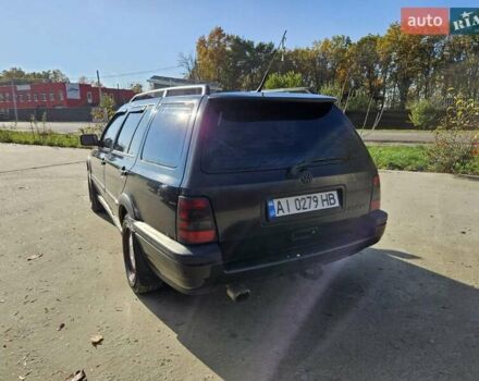 Черный Фольксваген Гольф, объемом двигателя 1.98 л и пробегом 355 тыс. км за 1850 $, фото 4 на Automoto.ua