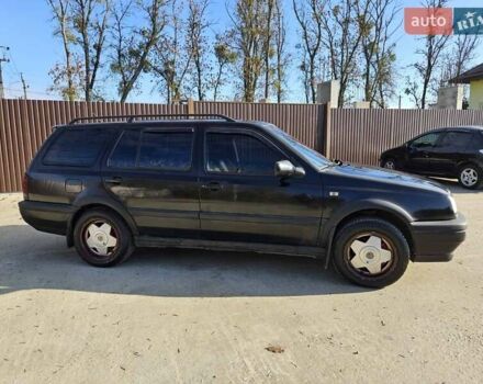 Черный Фольксваген Гольф, объемом двигателя 1.98 л и пробегом 355 тыс. км за 1850 $, фото 2 на Automoto.ua