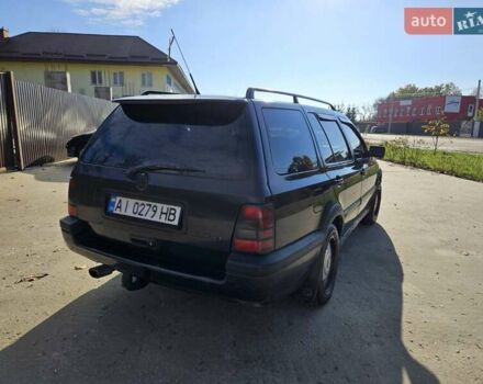 Черный Фольксваген Гольф, объемом двигателя 1.98 л и пробегом 355 тыс. км за 1850 $, фото 3 на Automoto.ua