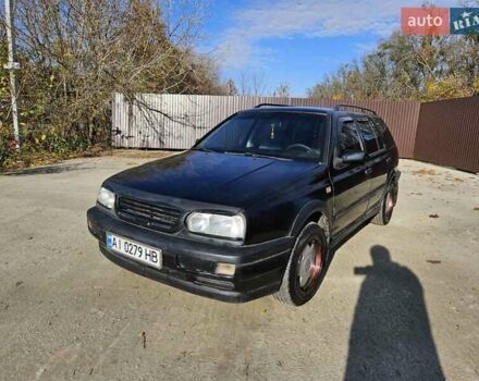 Черный Фольксваген Гольф, объемом двигателя 1.98 л и пробегом 355 тыс. км за 1850 $, фото 7 на Automoto.ua