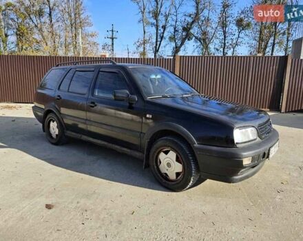 Черный Фольксваген Гольф, объемом двигателя 1.98 л и пробегом 355 тыс. км за 1850 $, фото 8 на Automoto.ua