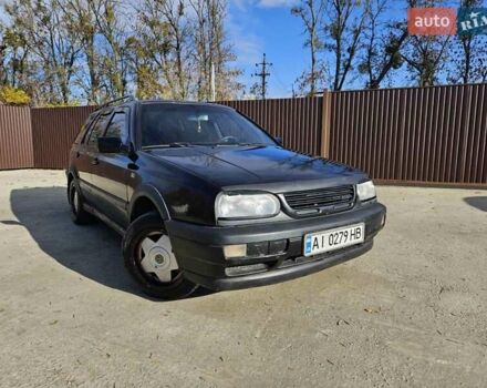 Черный Фольксваген Гольф, объемом двигателя 1.98 л и пробегом 355 тыс. км за 1850 $, фото 5 на Automoto.ua