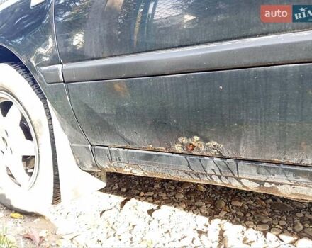 Черный Фольксваген Гольф, объемом двигателя 1.78 л и пробегом 370 тыс. км за 2750 $, фото 6 на Automoto.ua