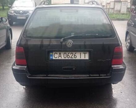 Черный Фольксваген Гольф, объемом двигателя 1.78 л и пробегом 290 тыс. км за 2900 $, фото 1 на Automoto.ua
