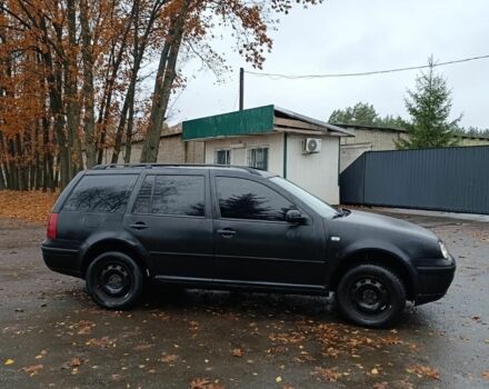 Черный Фольксваген Гольф, объемом двигателя 1.9 л и пробегом 235 тыс. км за 1850 $, фото 2 на Automoto.ua