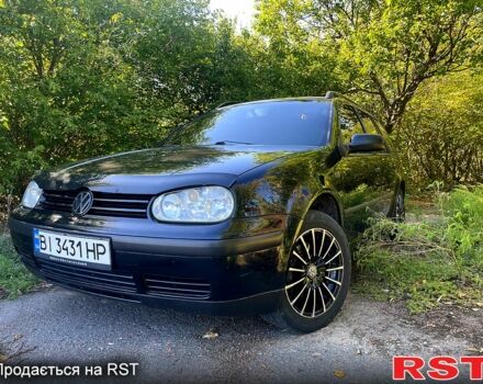 Черный Фольксваген Гольф, объемом двигателя 1.6 л и пробегом 295 тыс. км за 4600 $, фото 4 на Automoto.ua