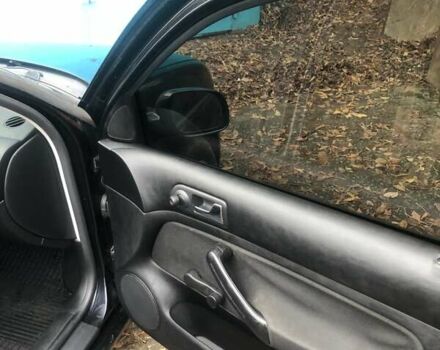 Чорний Фольксваген Гольф, об'ємом двигуна 1.39 л та пробігом 223 тис. км за 4700 $, фото 12 на Automoto.ua