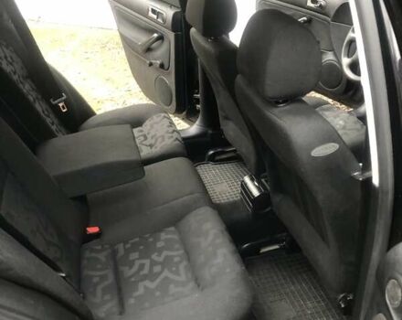 Чорний Фольксваген Гольф, об'ємом двигуна 1.39 л та пробігом 223 тис. км за 4700 $, фото 9 на Automoto.ua