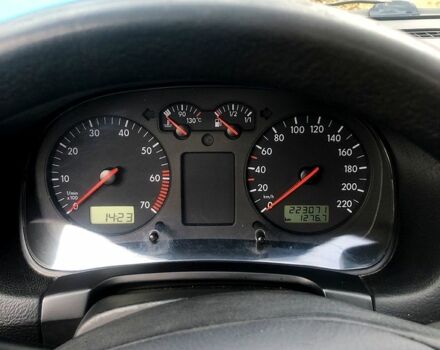 Чорний Фольксваген Гольф, об'ємом двигуна 1.4 л та пробігом 223 тис. км за 4700 $, фото 6 на Automoto.ua