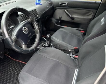 Черный Фольксваген Гольф, объемом двигателя 1.9 л и пробегом 400 тыс. км за 3400 $, фото 6 на Automoto.ua