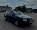 Черный Фольксваген Гольф, объемом двигателя 1.6 л и пробегом 339 тыс. км за 3800 $, фото 1 на Automoto.ua