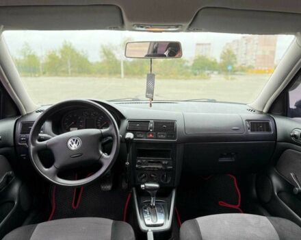 Черный Фольксваген Гольф, объемом двигателя 2 л и пробегом 230 тыс. км за 4499 $, фото 10 на Automoto.ua