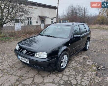 Черный Фольксваген Гольф, объемом двигателя 1.6 л и пробегом 245 тыс. км за 3950 $, фото 43 на Automoto.ua