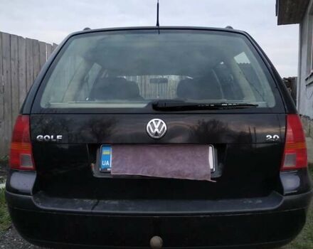 Черный Фольксваген Гольф, объемом двигателя 2 л и пробегом 250 тыс. км за 5902 $, фото 3 на Automoto.ua