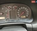 Черный Фольксваген Гольф, объемом двигателя 1.9 л и пробегом 302 тыс. км за 3900 $, фото 4 на Automoto.ua