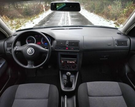 Чорний Фольксваген Гольф, об'ємом двигуна 1.9 л та пробігом 273 тис. км за 1750 $, фото 6 на Automoto.ua