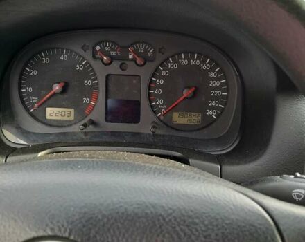 Черный Фольксваген Гольф, объемом двигателя 1.6 л и пробегом 190 тыс. км за 4200 $, фото 11 на Automoto.ua