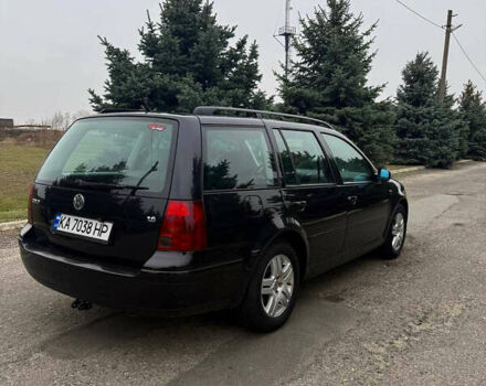 Черный Фольксваген Гольф, объемом двигателя 1.6 л и пробегом 252 тыс. км за 4500 $, фото 4 на Automoto.ua