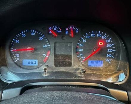 Черный Фольксваген Гольф, объемом двигателя 1.6 л и пробегом 167 тыс. км за 3600 $, фото 25 на Automoto.ua