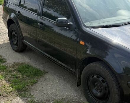 Чорний Фольксваген Гольф, об'ємом двигуна 1.6 л та пробігом 250 тис. км за 2955 $, фото 1 на Automoto.ua