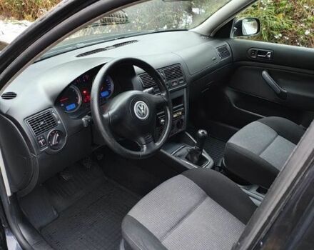 Чорний Фольксваген Гольф, об'ємом двигуна 1.9 л та пробігом 273 тис. км за 1750 $, фото 5 на Automoto.ua