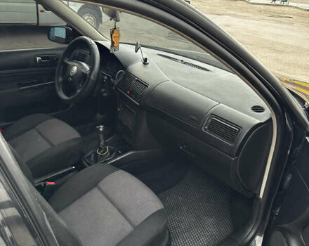 Чорний Фольксваген Гольф, об'ємом двигуна 1.6 л та пробігом 286 тис. км за 4300 $, фото 11 на Automoto.ua