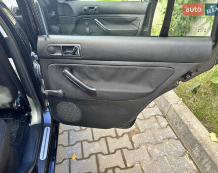 Фольксваген Гольф 2000 в Хмельницком на Automoto.ua Черный Фольксваген Гольф, объемом двигателя 1.6 л и пробегом 220 тыс. км за 3850 $, фото 25 на Automoto.ua