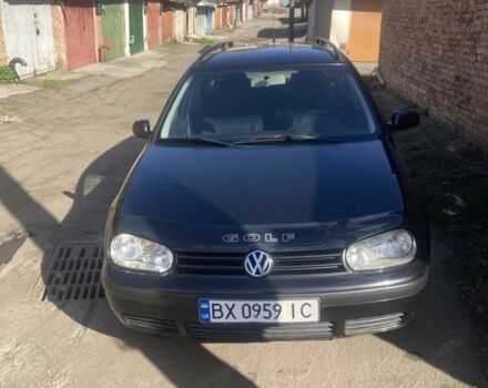 Черный Фольксваген Гольф, объемом двигателя 1.9 л и пробегом 350 тыс. км за 4900 $, фото 1 на Automoto.ua