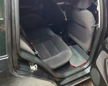 Черный Фольксваген Гольф, объемом двигателя 1.9 л и пробегом 715 тыс. км за 3700 $, фото 8 на Automoto.ua