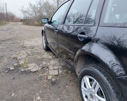 Черный Фольксваген Гольф, объемом двигателя 1.6 л и пробегом 245 тыс. км за 3950 $, фото 23 на Automoto.ua