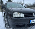 Черный Фольксваген Гольф, объемом двигателя 1.6 л и пробегом 260 тыс. км за 3750 $, фото 3 на Automoto.ua