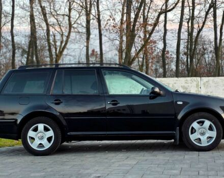 Черный Фольксваген Гольф, объемом двигателя 1.6 л и пробегом 243 тыс. км за 3550 $, фото 4 на Automoto.ua