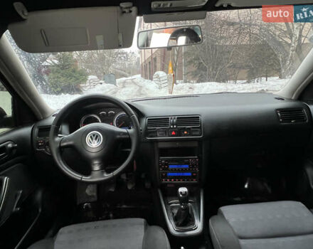Черный Фольксваген Гольф, объемом двигателя 1.9 л и пробегом 315 тыс. км за 4100 $, фото 22 на Automoto.ua
