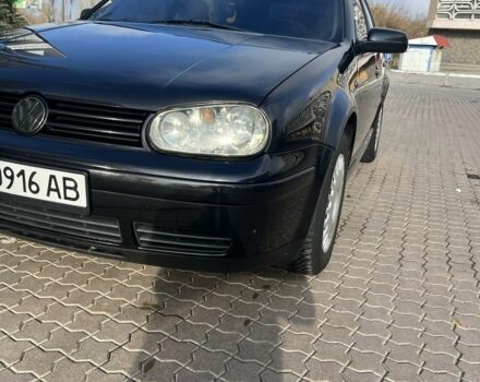 Черный Фольксваген Гольф, объемом двигателя 1.6 л и пробегом 251 тыс. км за 4300 $, фото 2 на Automoto.ua