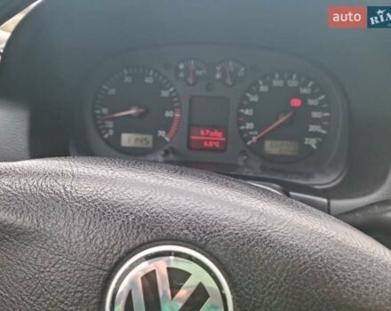 Черный Фольксваген Гольф, объемом двигателя 1.4 л и пробегом 300 тыс. км за 3900 $, фото 3 на Automoto.ua