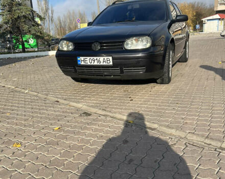Черный Фольксваген Гольф, объемом двигателя 1.6 л и пробегом 251 тыс. км за 4300 $, фото 1 на Automoto.ua