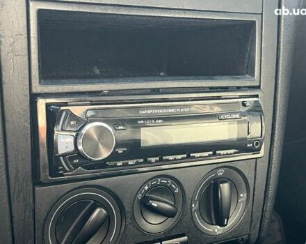 Чорний Фольксваген Гольф, об'ємом двигуна 1.4 л та пробігом 227 тис. км за 5290 $, фото 15 на Automoto.ua