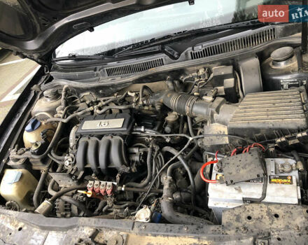 Черный Фольксваген Гольф, объемом двигателя 1.6 л и пробегом 271 тыс. км за 4000 $, фото 9 на Automoto.ua