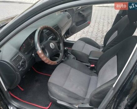 Черный Фольксваген Гольф, объемом двигателя 1.39 л и пробегом 280 тыс. км за 3600 $, фото 6 на Automoto.ua