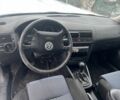 Черный Фольксваген Гольф, объемом двигателя 1.6 л и пробегом 280 тыс. км за 3700 $, фото 12 на Automoto.ua