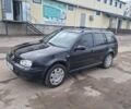 Черный Фольксваген Гольф, объемом двигателя 1.4 л и пробегом 300 тыс. км за 3900 $, фото 3 на Automoto.ua