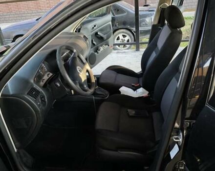 Черный Фольксваген Гольф, объемом двигателя 1.6 л и пробегом 350 тыс. км за 4100 $, фото 8 на Automoto.ua