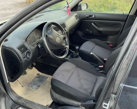 Черный Фольксваген Гольф, объемом двигателя 1.9 л и пробегом 400 тыс. км за 2500 $, фото 4 на Automoto.ua