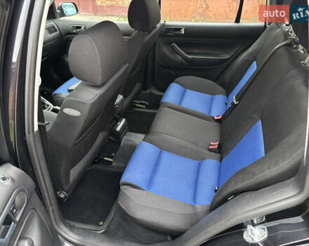 Фольксваген Гольф 2001 в Хмельницком на Automoto.ua Черный Фольксваген Гольф, объемом двигателя 1.98 л и пробегом 234 тыс. км за 4900 $, фото 19 на Automoto.ua