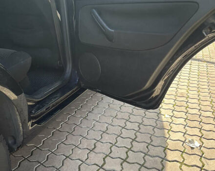 Черный Фольксваген Гольф, объемом двигателя 1.6 л и пробегом 251 тыс. км за 4300 $, фото 19 на Automoto.ua