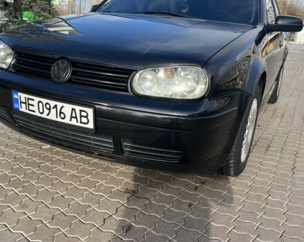 Черный Фольксваген Гольф, объемом двигателя 1.6 л и пробегом 251 тыс. км за 4300 $, фото 1 на Automoto.ua